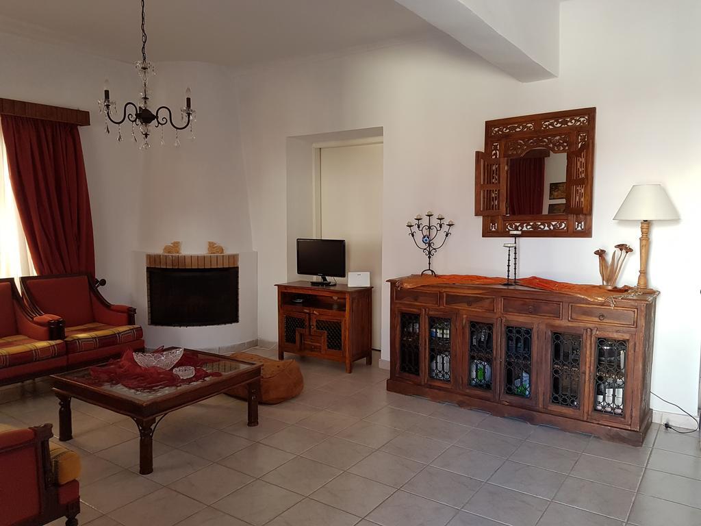 Villa Nineta'S House Sea View Near The Airport Artemida  Exterior foto