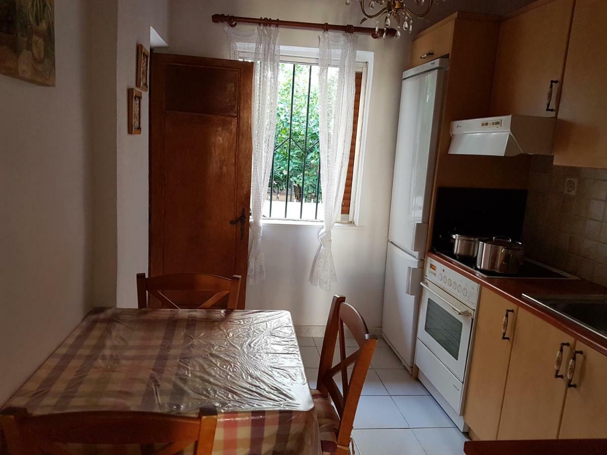 Villa Nineta'S House Sea View Near The Airport Artemida  Exterior foto
